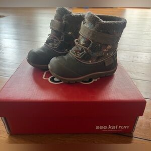 See Kai Run Toddler Insulated Winter Boots Size 6